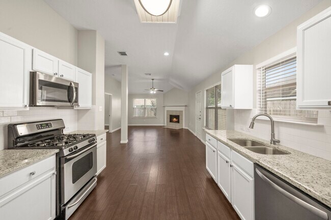 Foto del edificio - 18454 Sunrise Pines Dr