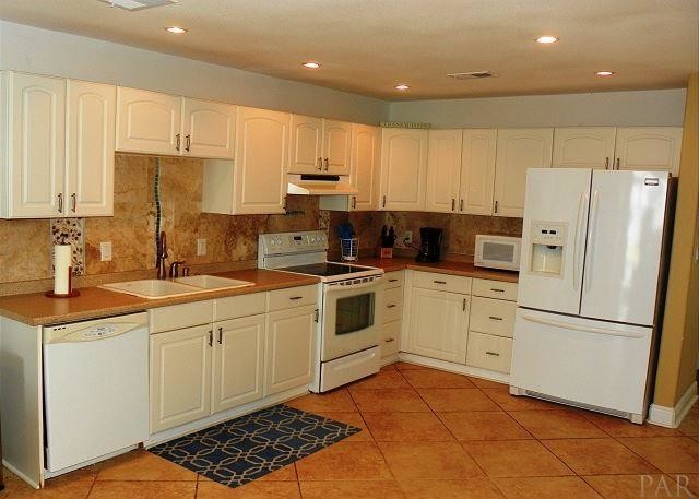 Building Photo - 310 Fort Pickens Rd