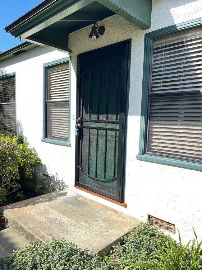 Foto del edificio - 1047-1047 Diamond St