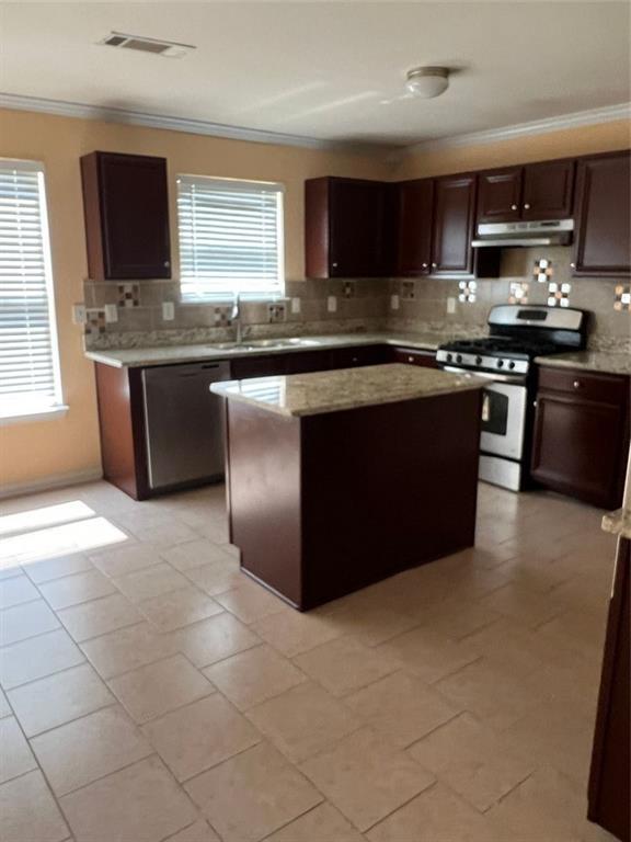 Building Photo - 11705 Kades Trail