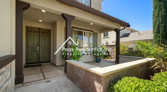 Building Photo - 5 br, 4.5 bath House - 4024 Samuel Wy
