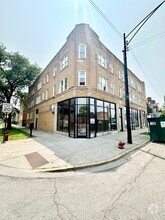 Building Photo - 3703 W Division St