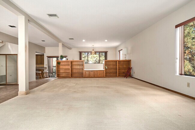 Foto del edificio - 23109 Cardinal Rd