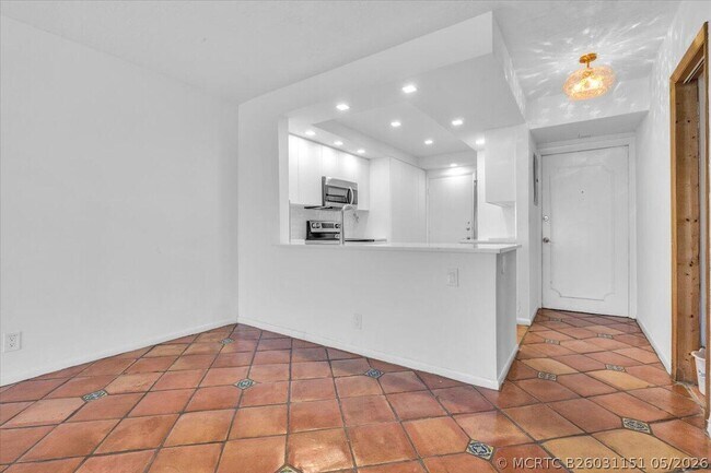 Foto del edificio - 6000 N Ocean Dr