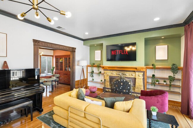 Foto del edificio - 2216 18th Ave