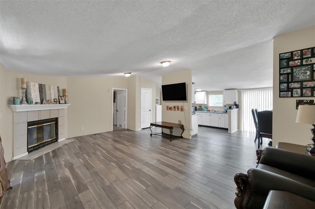Primary Photo - 15635 W Relza Dr