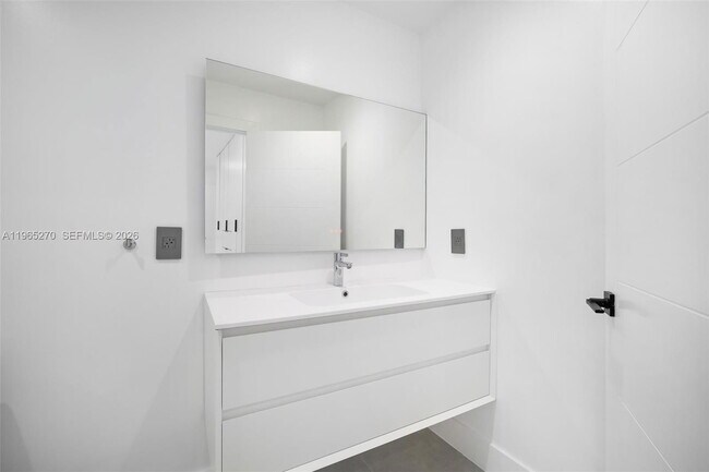Foto del edificio - 3668 SW 26th St