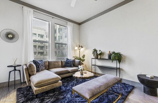 Foto del edificio - 1 br, 1 bath Condo - 1890 Mercer Pkwy E Fl...