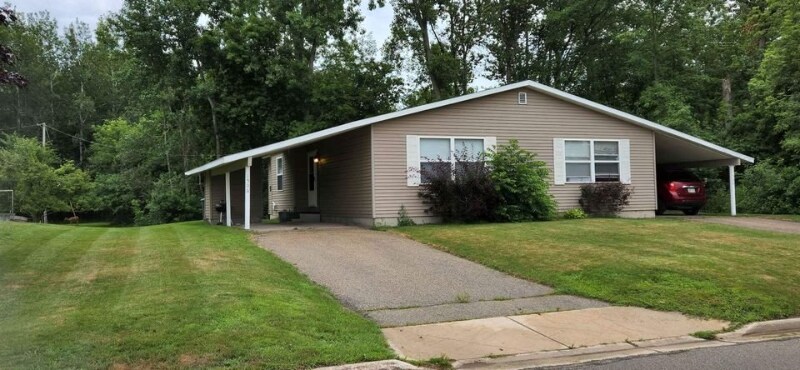 Primary Photo - 1506 Superior Ave