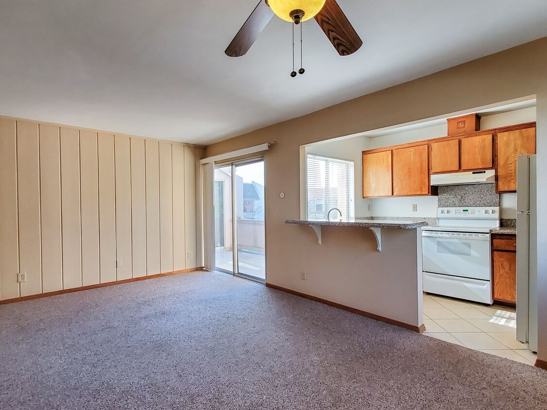 Primary Photo - Clairemont Mesa East - Spacious 1 Bedroom ...