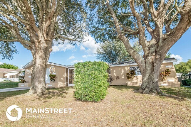 Foto del edificio - 3648 Blackhawk Dr