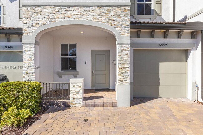 Foto del edificio - 12906 NW 22nd Pl