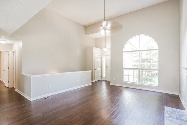 Foto del edificio - 1207 Cedarbend Dr