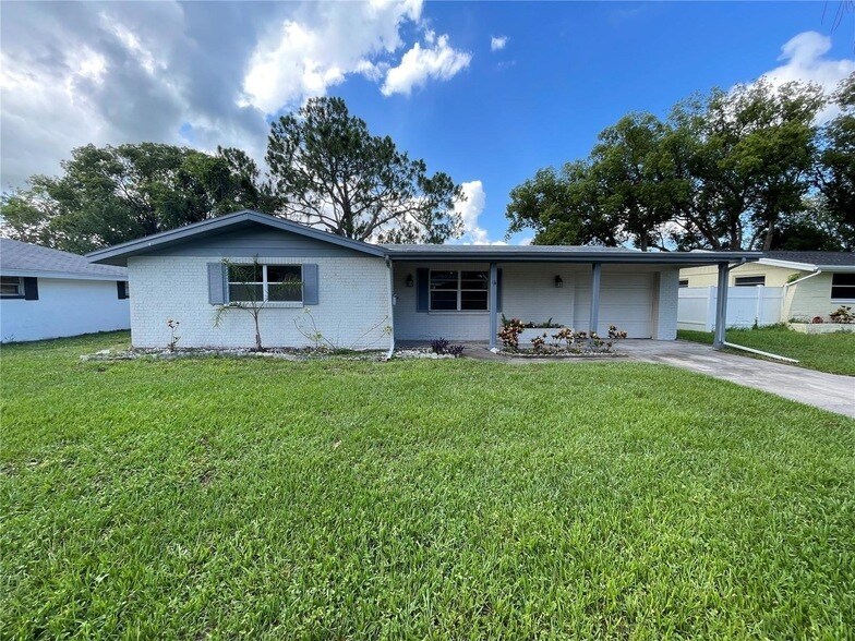 Foto principal - 7552 Cumber Dr