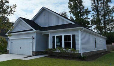 Building Photo - 1068 Moen Lp
