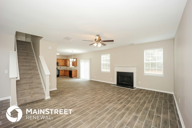 Building Photo - 6240 Polar Fox Ct