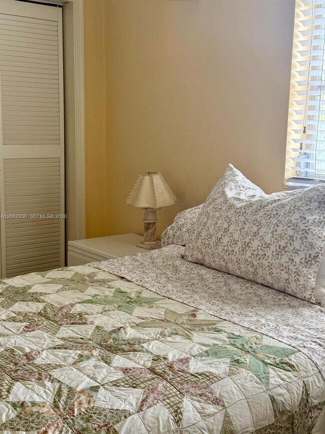 Foto del edificio - 8409 NW 59th Pl