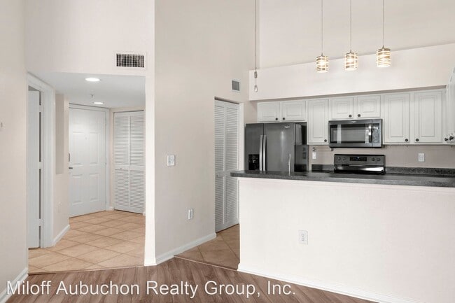 Building Photo - 1 br, 1 bath House - 4121 Residence Drive ...