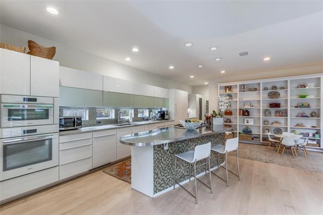 Foto del edificio - 3502 Edgewater St
