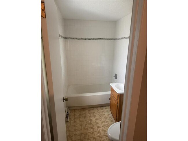 Foto del edificio - 301 S Park Ave