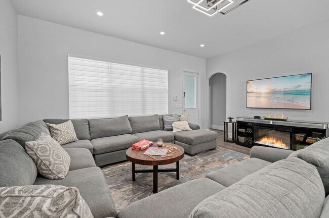 Foto del edificio - 7412 Soiree Way