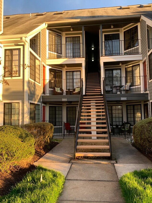 6004 Mersey Oaks Way, Alexandria, VA 22315 Condo for Rent in