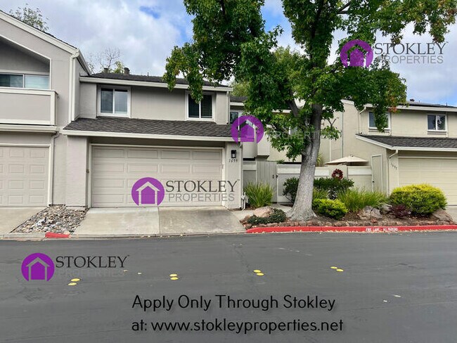 Building Photo - 1659 Siskiyou Dr