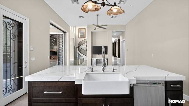 Foto del edificio - 11908 E Desert Trail Rd