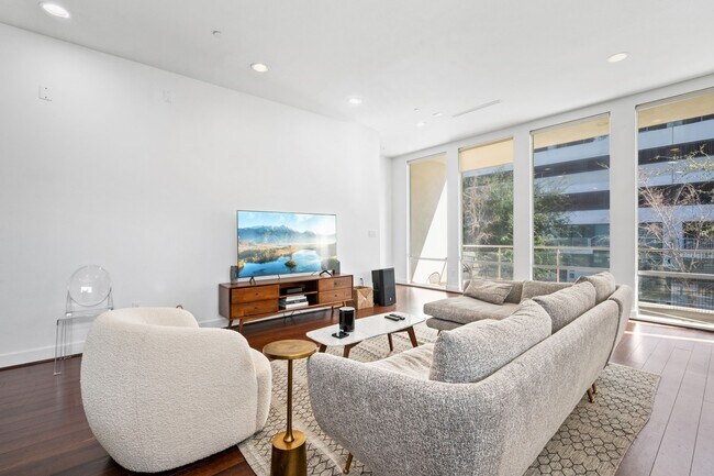 Foto del edificio - 3302 Lake St