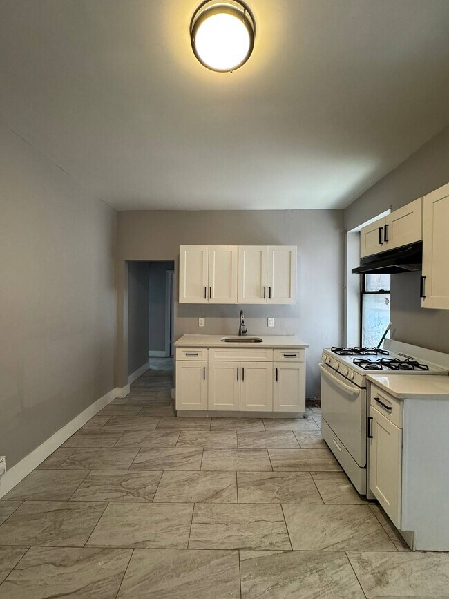 Foto del edificio - 6 Bergen Ave