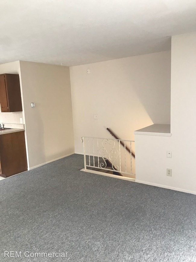 Building Photo - 211 14th St NW