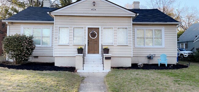 Building Photo - 3001 18th Ave