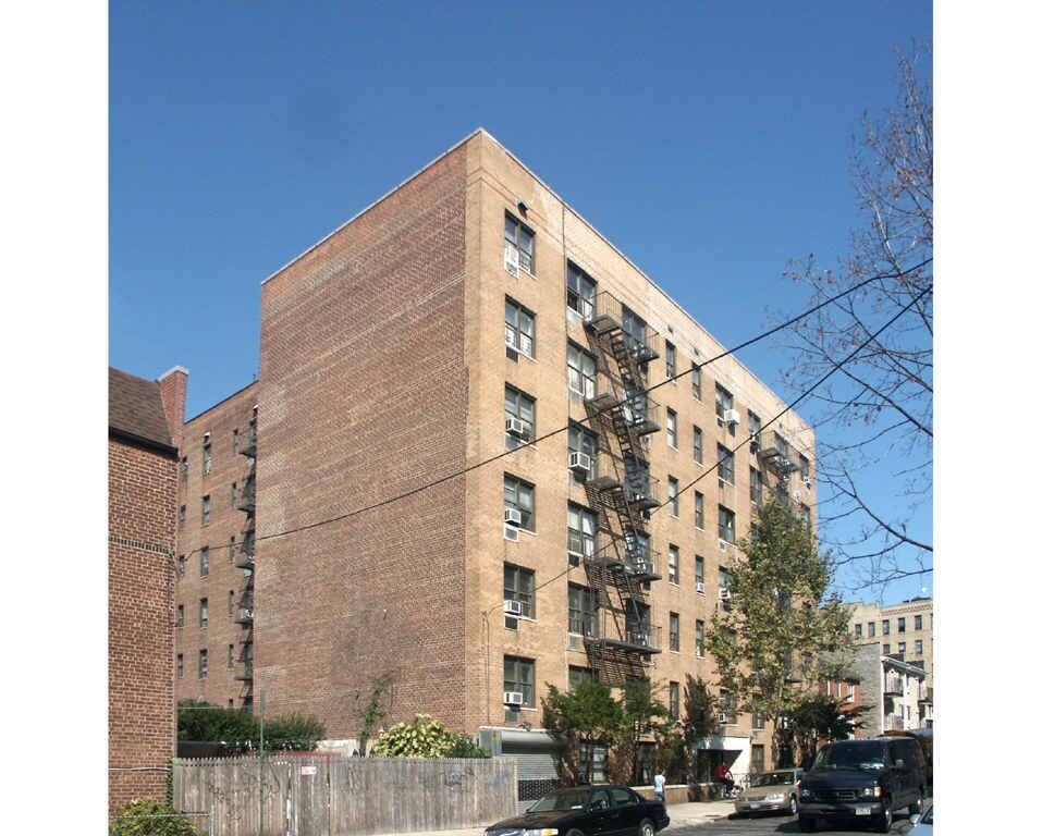 2465 Tratman Ave, Bronx, NY 10461 Apartments in Bronx, NY