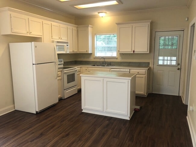 KITCHEN FROM LIVING ROOM - 5625 Arialo Dr