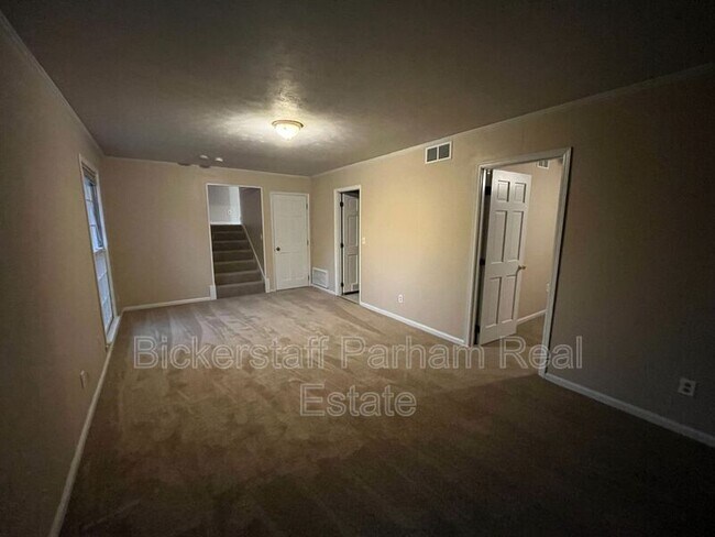 Building Photo - 6160 Candlestick Loop