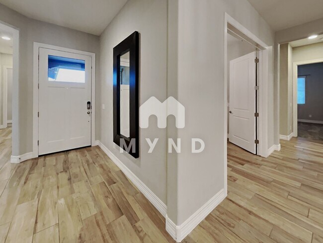 Building Photo - 3681 E Arabian Dr