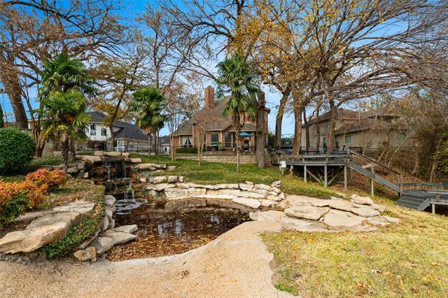Foto del edificio - 5932 Riverbend Pl