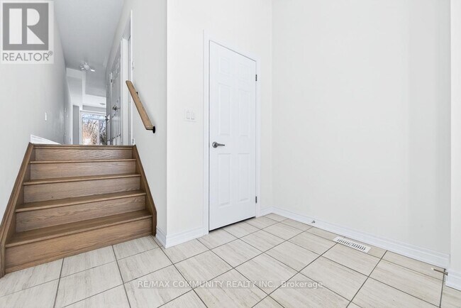 Photo du bâtiment - 2839 Albatross Wy