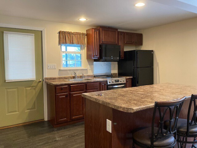 Kitchen - 24 Village St