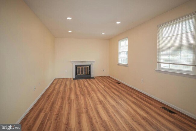Foto del edificio - 8812 Alliston Hollow Way