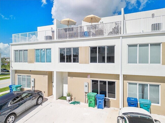 Building Photo - 25888 SW 139th Path