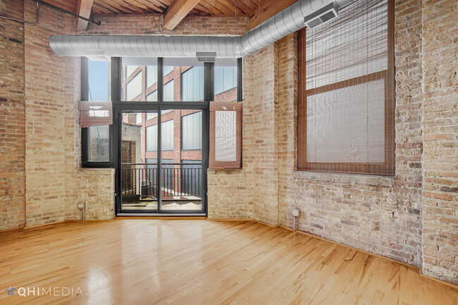 Building Photo - 215 N Aberdeen St