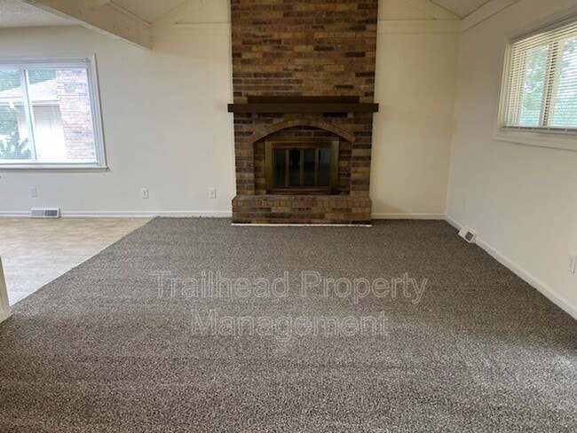 Foto del edificio - 7707 E 134th Terrace