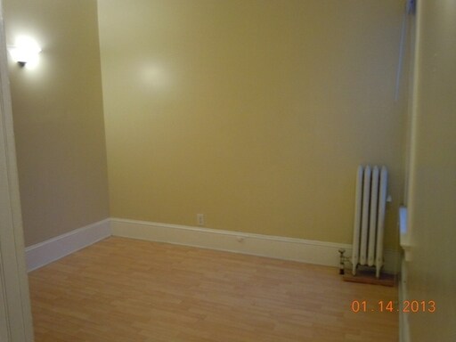 Building Photo - 210 Flora St