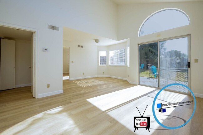 Building Photo - Glen Cove!  Remodeled 3 bedrooms, 2 baths ...