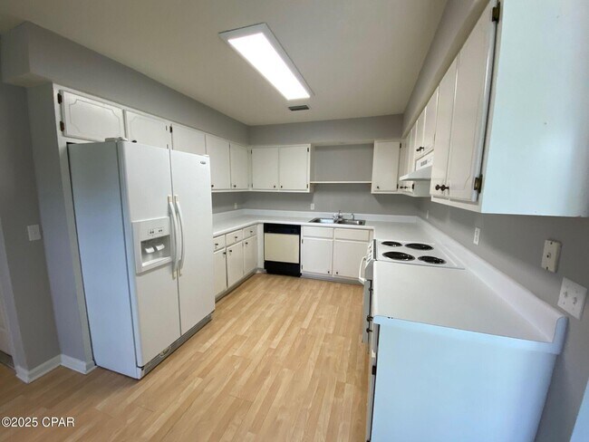 Foto del edificio - 2315 Oakwood St