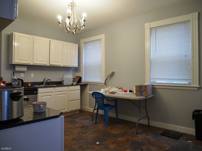 Foto del edificio - 6 br, 2 bath House - 1 Parker Hill Ter Apt 1K