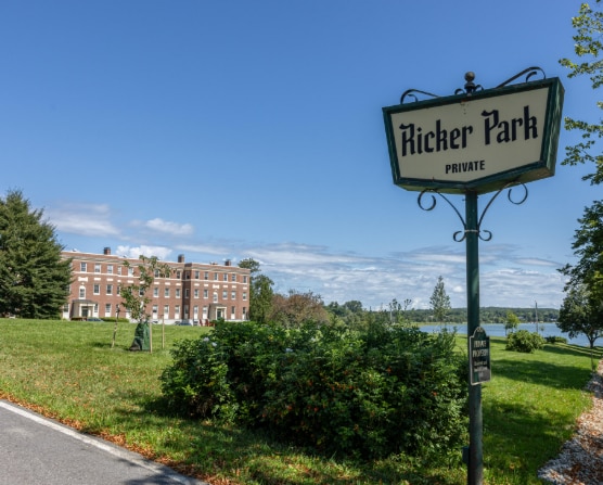 Building Photo - 9 Ricker Park