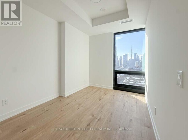 Building Photo - 35 Parliament St