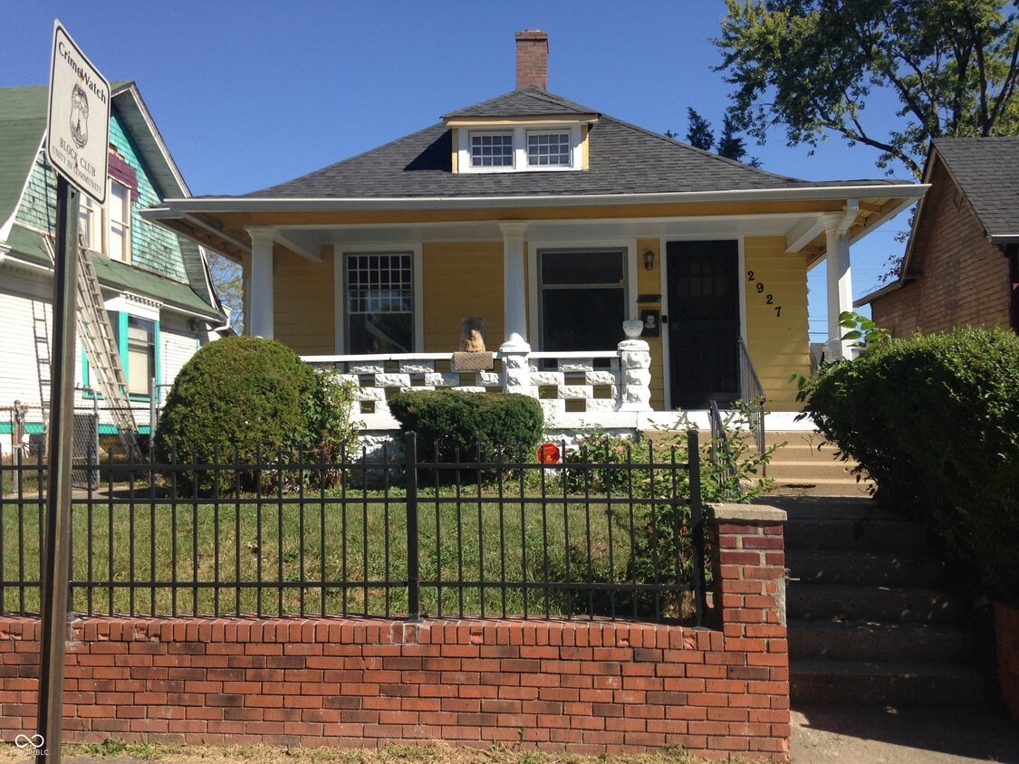 Foto principal - 2927 Winthrop Ave